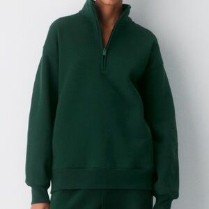 Aritzia Cozy Sweatfleece Boyfriend 1/2 Zip